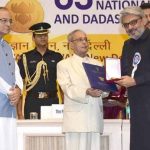 संजय लीला भंसाली राष्ट्रीय पुरस्कार प्राप्त करते हुए 