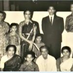 कमल हासन अपने माता-पिता के साथ 
