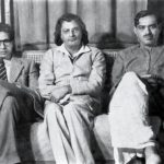 हरिवंश राय बच्चन (बाईं ओर), सुमित्रानदंन पंत (बीच में) और रामधारी सिंह दिनकर (दाईं ओर) के साथ
