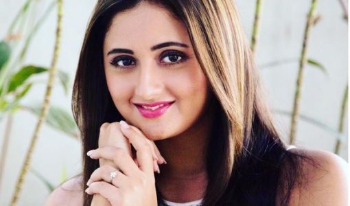 रश्मि देसाई