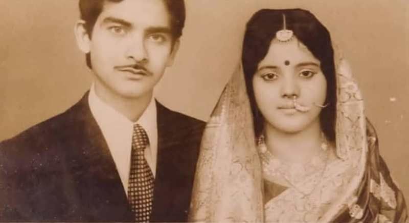 Smrity Sinha's Parents
