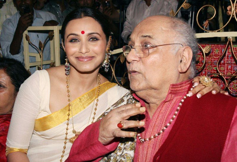 Rani Mukerji with her father Ram Mukherjee