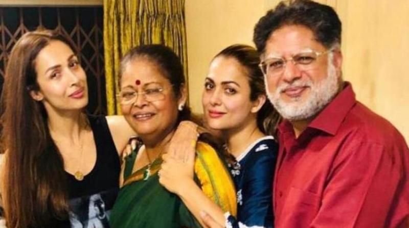 Malaika Arora with her parents and sister