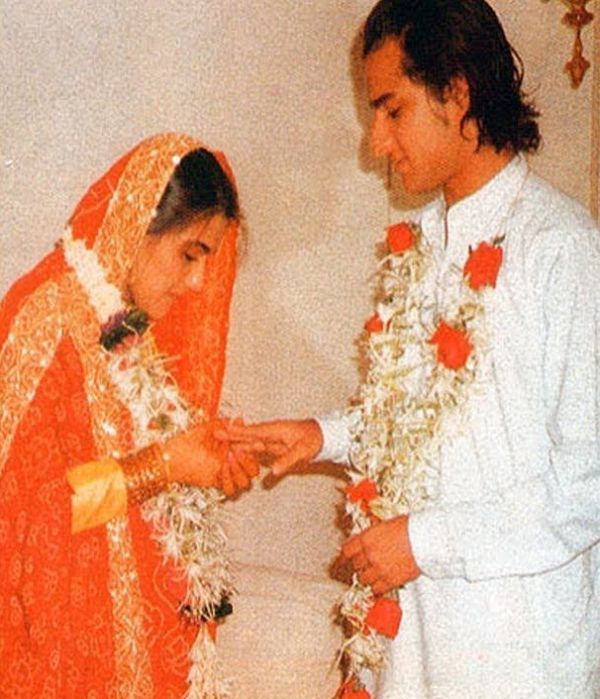 Saif Ali Khan marriage photo with Amrita Singh
