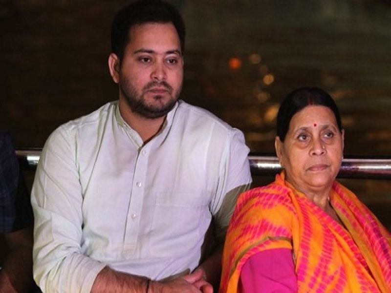 Tejashwi Yadav with his mother Rabri Devi
