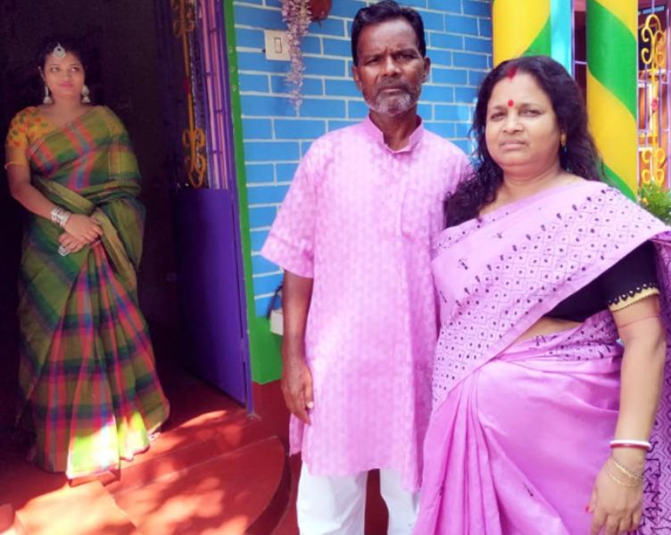 Pranati Nayak with her parents