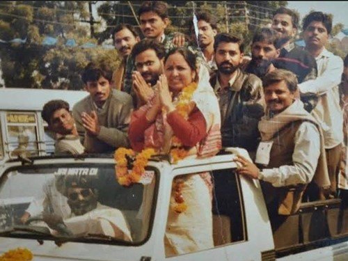 Baby Rani Maurya during a road show with her supporters after winning the mayor elections in Agra