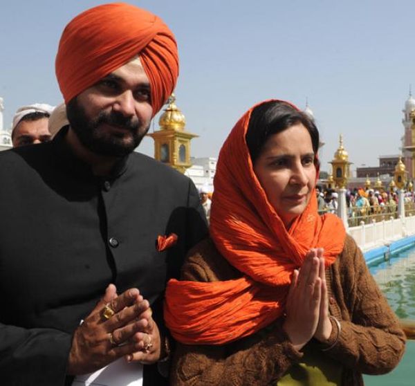 Navjot Singh Sidhu with his wife