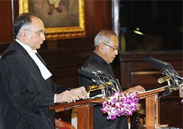 Pranab Mukherjee taking oath as 13th President of India