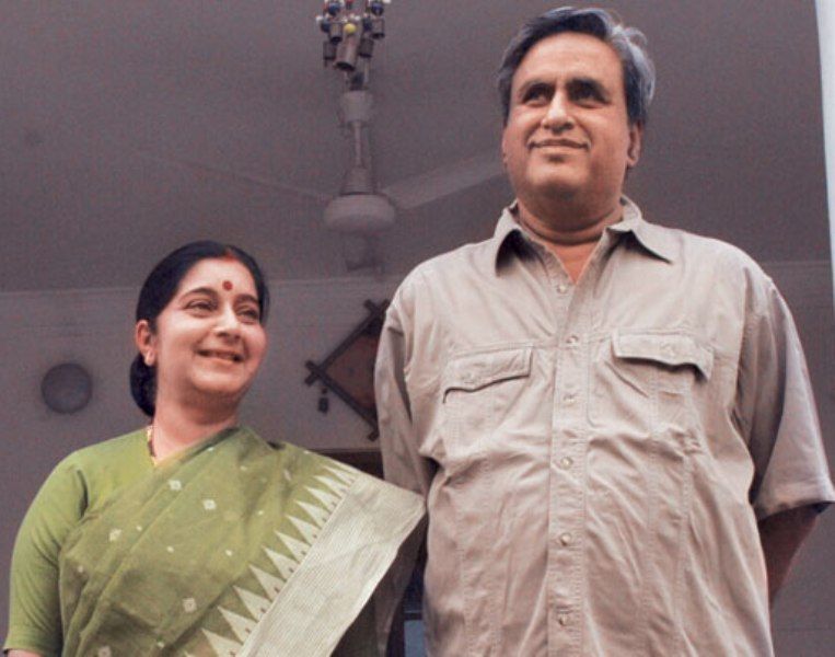 Sushma Swaraj with her husband