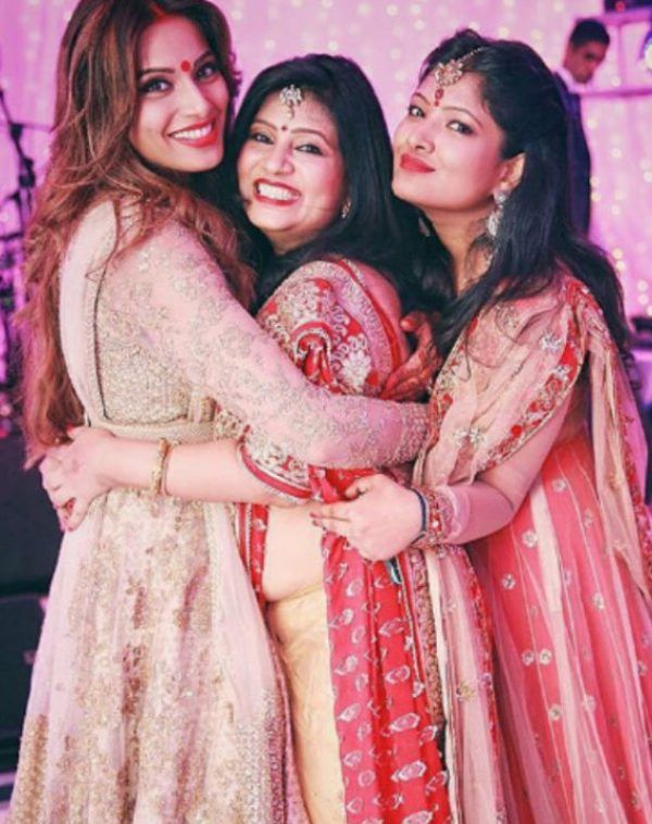 Bipasha Basu with her sisters
