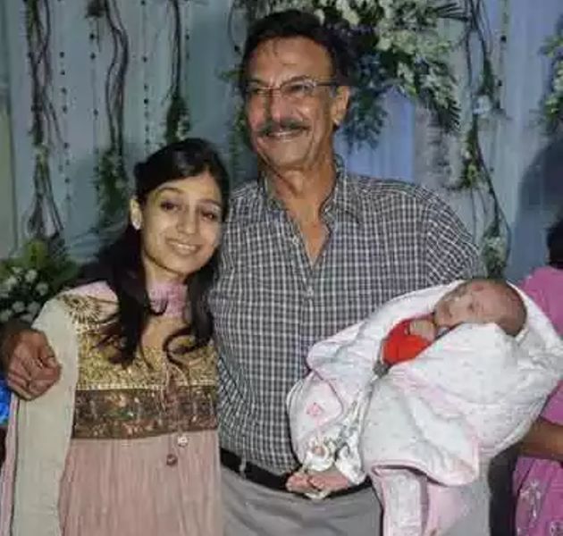 Suresh Oberoi with his daughter