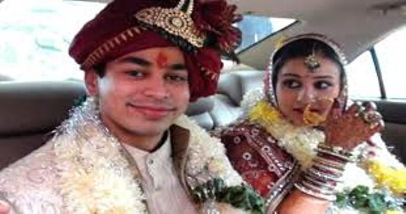 Prateek Yadav's marriage photo