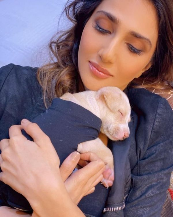 Vaani Kapoor with her pet dog