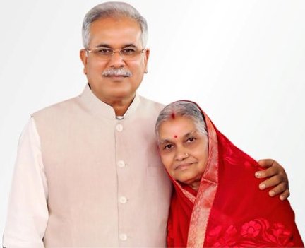 Bhupesh Baghel with his mother