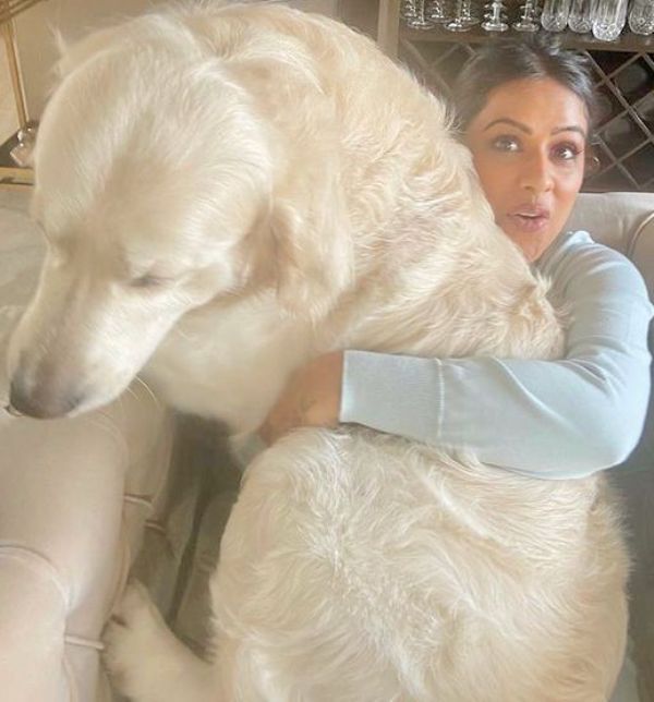 Nia Sharma with her pet dog