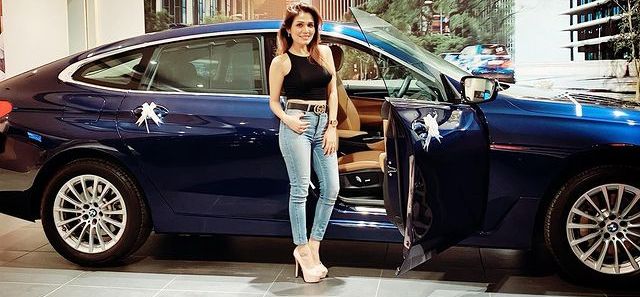 Sonu Kakkar with her BMW car
