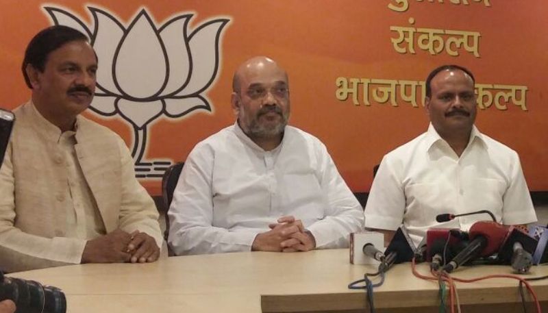 Two-term MP Brajesh Pathak joins BJP