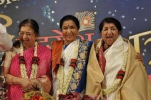 Usha Mangeshkar with her sisters