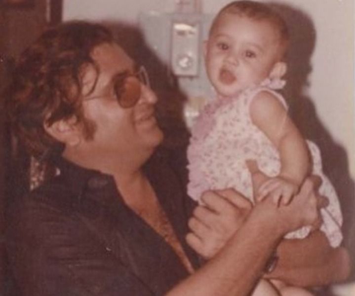 Shefali Jariwala's childhood photo with her father