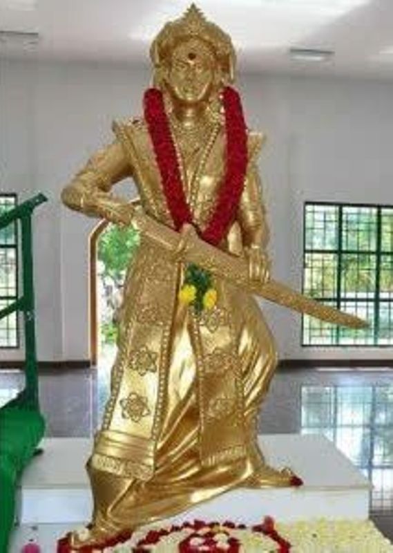 6 feet bronze statue of Velu Nachiyar
