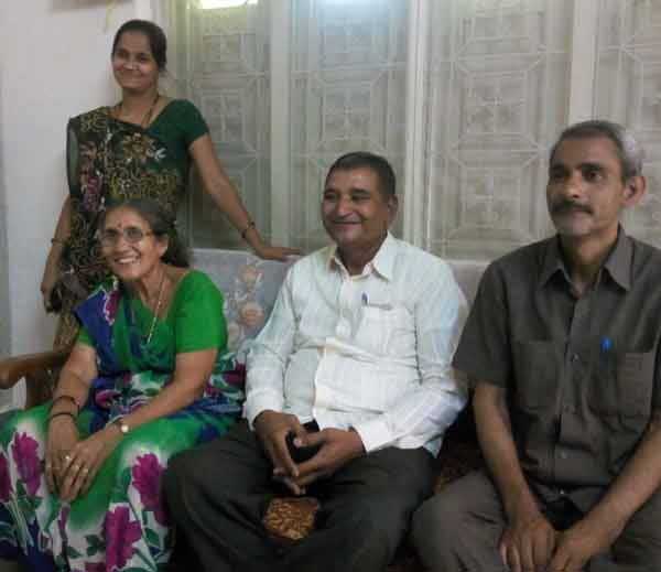 Jashodaben with her two brothers