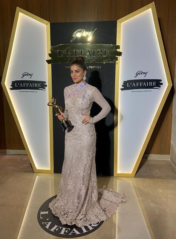 Shraddha Arya with the Glamour & Style Awards