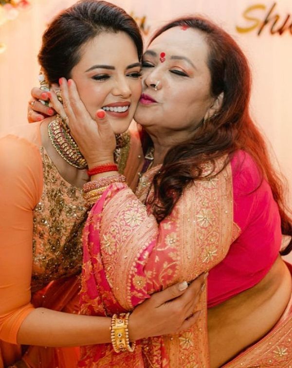 Shweta Agarwal with her mother