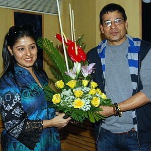 Sunidhi Chauhan with her father