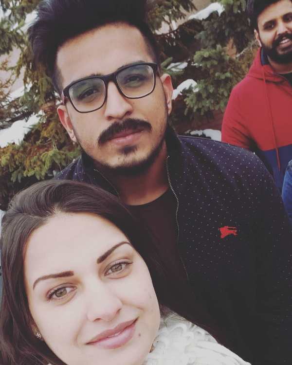 Himanshi Khurana with her brother
