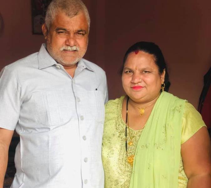 Divya Kakran's parents