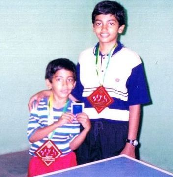 Harmeet Desai childhood photo with his brother