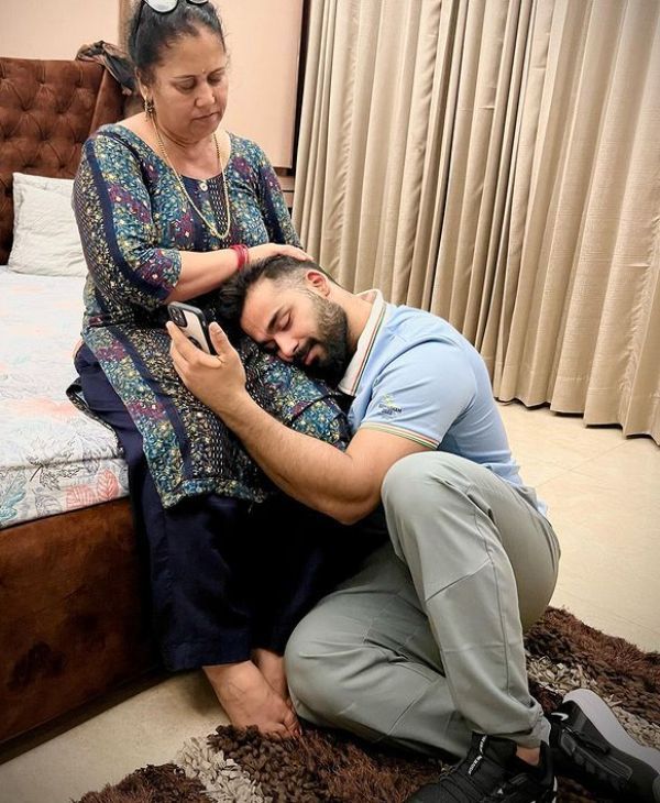 Vikas Thakur with his mother