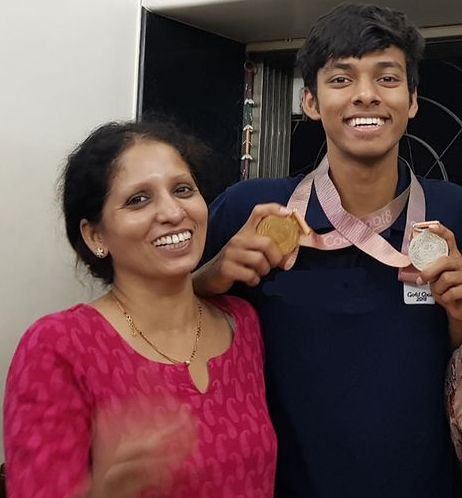 Chirag Shetty with his mother
