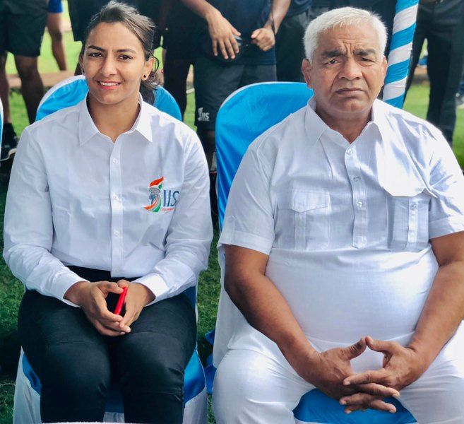 Geeta Phogat with her father