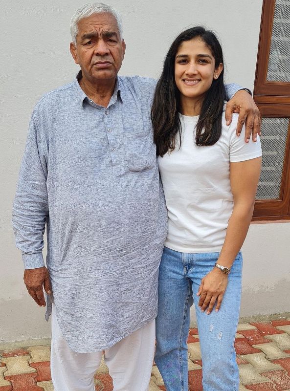 Sangeeta Phogat with her father