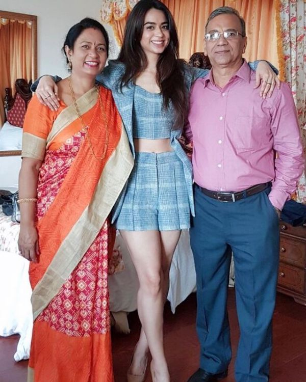 Soundarya Sharma with her parents