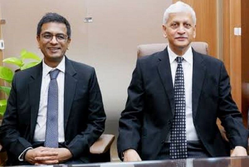 Justice DY Chandrachud with CJI UU Lalit